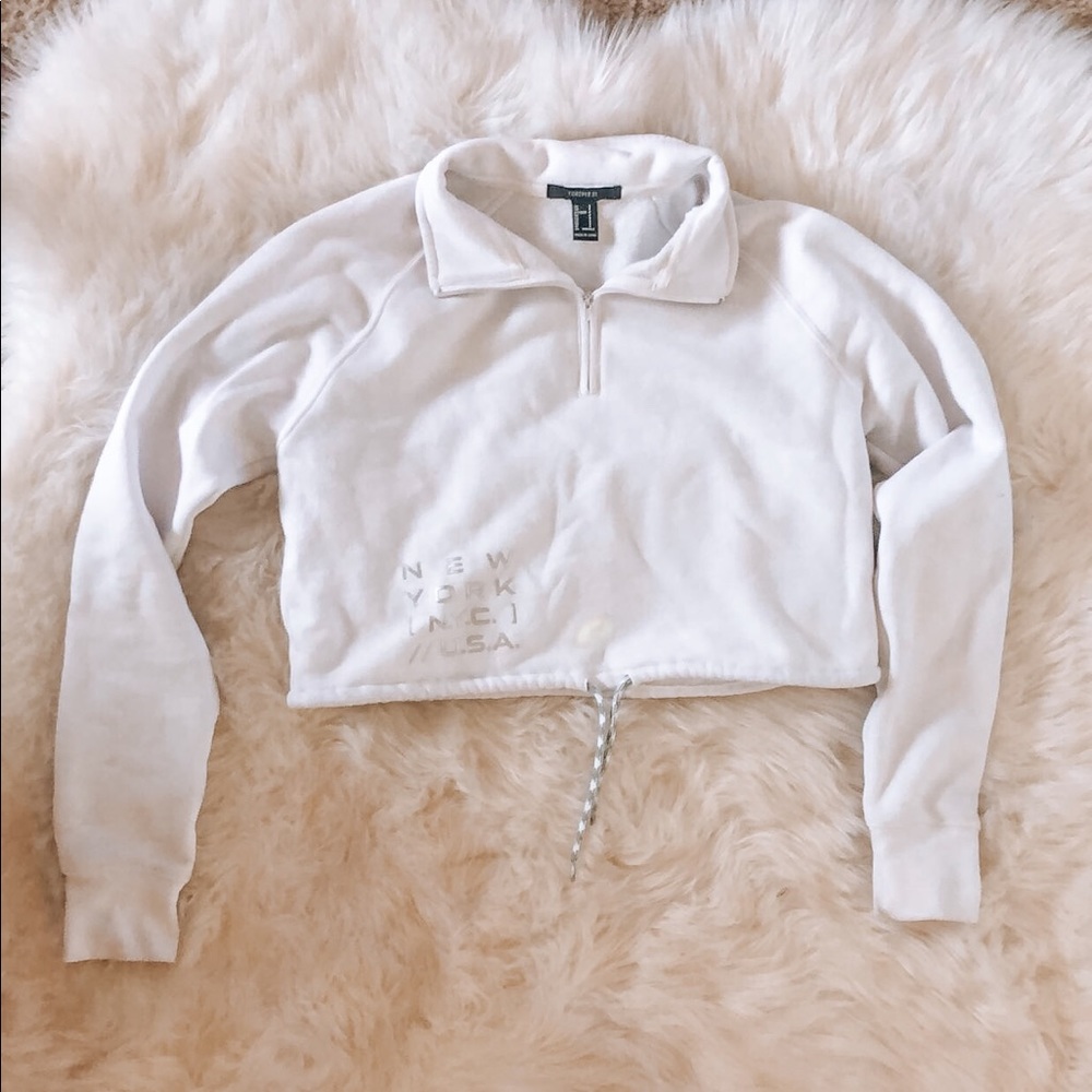 cinched cropped sweatshirt